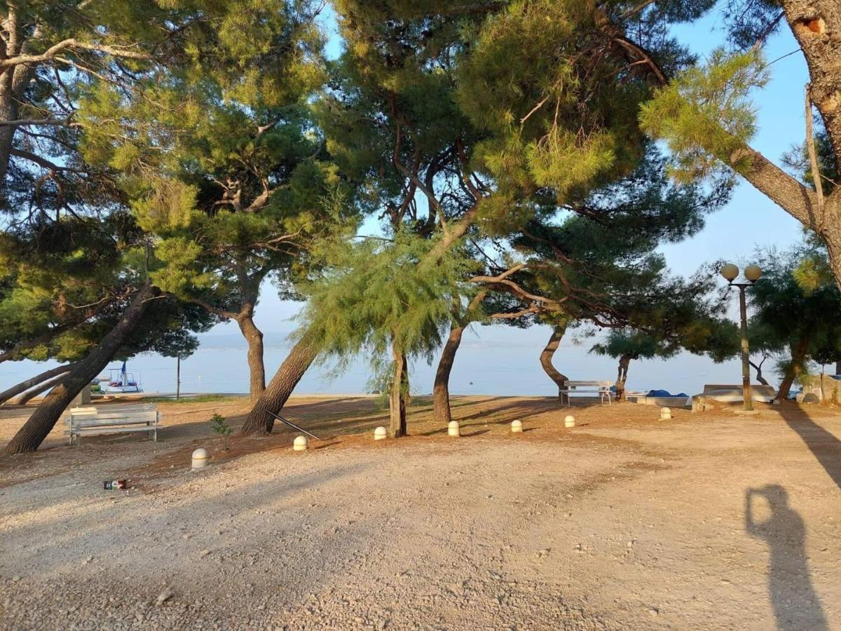 Ferienhaus Maestral - Kastel Kambelovac Каштела Экстерьер фото