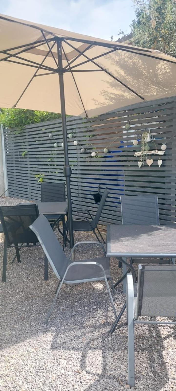 Ferienhaus Maestral - Kastel Kambelovac Каштела Экстерьер фото